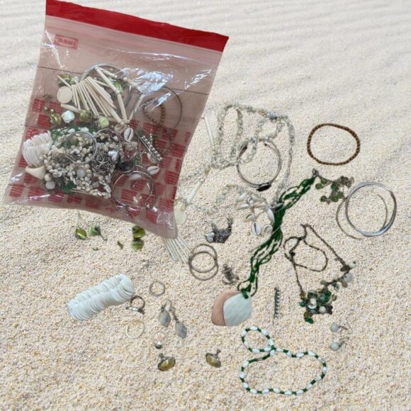 Mermaidcore Jewelry Bundle 01 – Green Earthy Shell Mix Lot - Picture 1 of 6